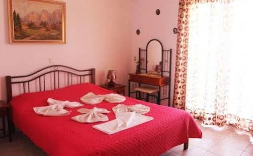 Yannis Pothoulakis Apartments Almirída Kültér fotó
